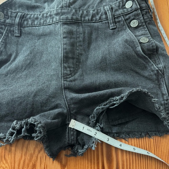 Madewell Adirondack Short Overalls in Washed Black - Picture 11 of 11